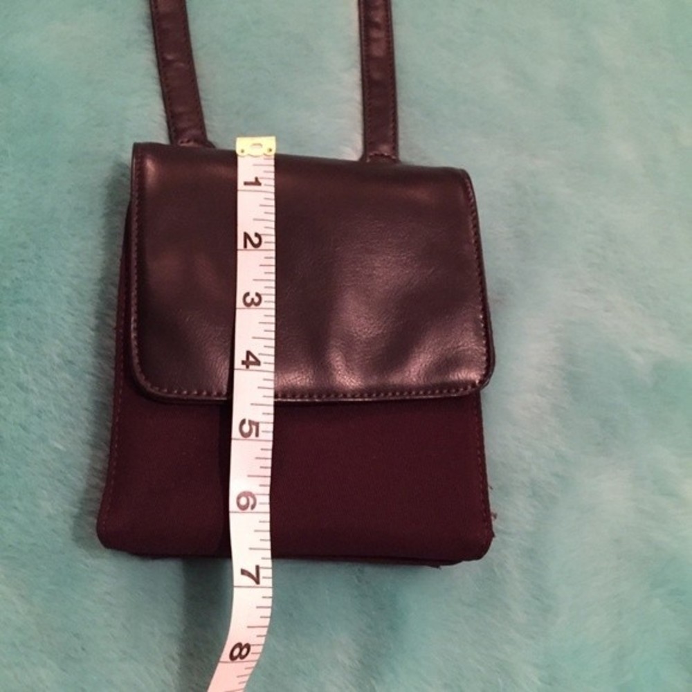 The Limited small brown cross body purse - Picture 2 of 7
